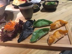-湊湊火锅·茶憩(杭州湖滨银泰in77店)