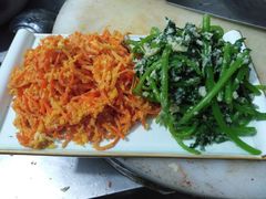 -冯记白土岗辣子鸡