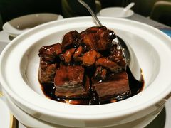 百叶结红烧肉-屋里厢上海菜馆