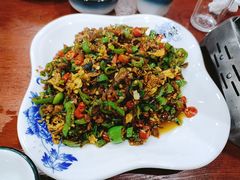 -湖南人家湘菜馆(镇江路店)