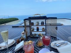 -瑰丽酒店·海吧·天际下午茶·现场DJ·天台酒吧