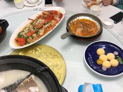 -香山湖家家宴(中山陵店)