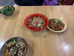 -拐枣巷小串串(财大店)