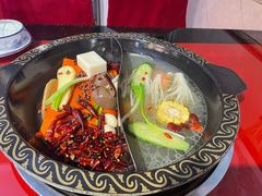 -重庆三峡火锅城(梅林店)