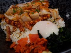 脆皮猪肉饭-Calia