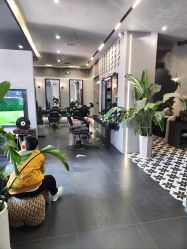 -老肖男士理发店