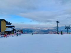 -中旅松花湖滑雪场