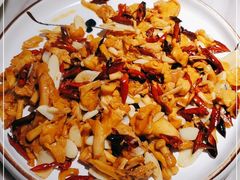 -滇铺子(欣都龙城店)