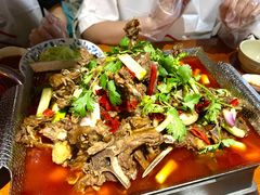-琥珀老六龙虾(四里河店)
