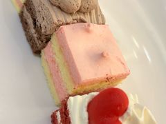 -皇朝万鑫自助餐厅