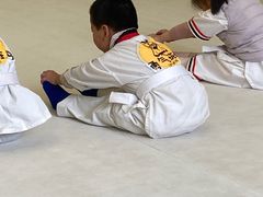 -勇气斑马·巴西柔术&跆拳道(浦东三林店)