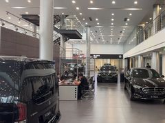 -天津波士信达奔驰4S店(卫津南路店)