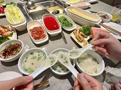 -海底捞火锅(新松江路店)