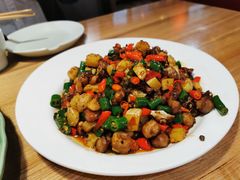 -自贡盐帮菜·玩辣餐厅(樱花园西街店)