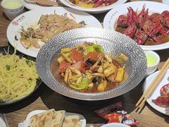 -叶派龙虾•招牌香辣蟹·海鲜(中海国际店)