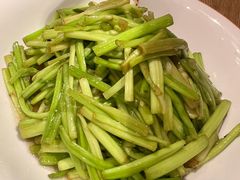 清炒水芹菜-湘味淳(千禧街店)