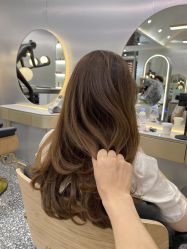 -Tloml salon