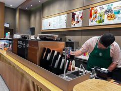 -星巴克(中山服务区西区店)