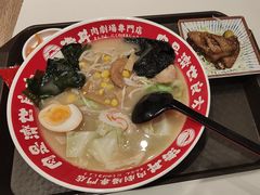-大食代美食广场(上海中心店)