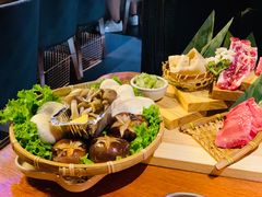 -肉魁屋·烧肉·烧鸟·酒场(高新店)
