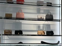 -BURBERRY(上海港汇恒隆广场店)