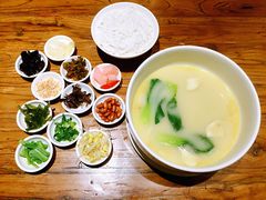 -茶花妹子云南餐厅(传媒大学店)