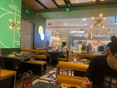大堂-一席地·本地鸡窝·杭帮鸡火锅(萧山银隆百货店)