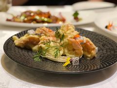珊瑚汁芥末凤尾虾-臻宝中餐厅·大连菜·海鲜·融合菜(大连一方城堡豪华精选酒店)