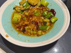 -丽华园·武汉地标楚菜餐厅(青山江滩店)