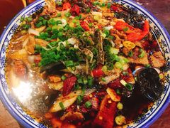 -杨三孃跷脚牛肉(中粮鸿云悦街店)