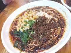 -八一路好吃街(雨田商务大厦店)