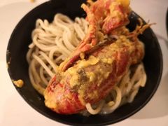 -沪小胖小龙虾(淮海中路旗舰店)