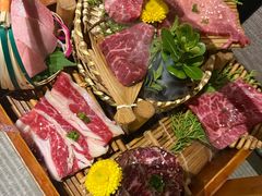 -山川小町·极番烧肉(新地假日广场店)