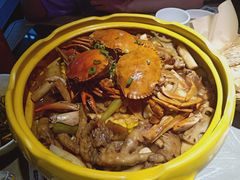 -多嘴肉蟹煲(万达店)