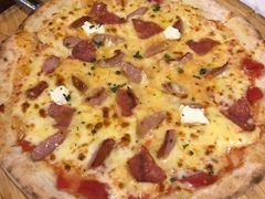 萨拉米香肠马斯卡芝士披萨-BISTROFIORE美伊娜(伊犁南路店)