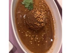 鼎鼎香鲜虾金牌沙司双拼-鼎鼎香·港式火锅(北京SKP店)