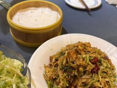 -伊带伊路新疆美食府(呼家楼店)