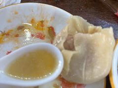 -老长江路灌汤包(天津路总店)