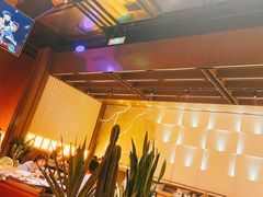 -洛缦音乐餐厅(工业展览馆万象城店)