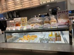 面包甜点陈列柜-喜茶(深圳东门1234店)