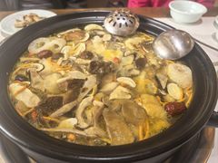 -野菌王•养生汤锅•野生菌火锅(大理漾濞路店)