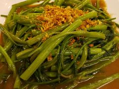 -J Daeng Seafood