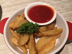 -必胜客(证大大拇指店)