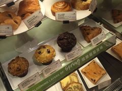 -星巴克(广州淘金路店)