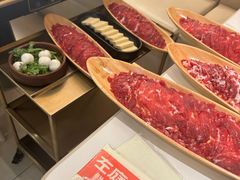 -左庭右院鲜牛肉火锅(金山万达店)