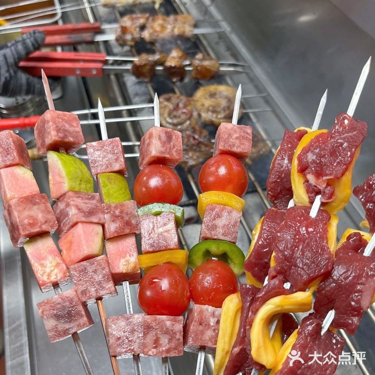 夏天的快乐就是东北烧烤➕龙虾！绝了！