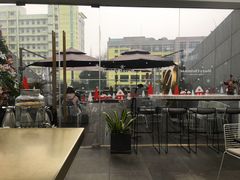 -UNI UNI(环亚凯瑟琳店)