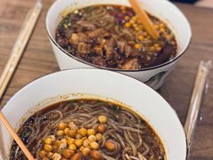 老成都红烧牛腩粉-麻婆婆白家肥肠粉(海岸城店)