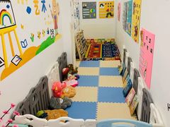 -黄浦乐烁龙鱼宝贝托育园(海潮路校区)