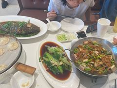 -梅利汴京烤鸭•开封豫菜地标店(东大街店)